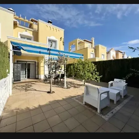 Beautiful Adosado Con Piscina Comunitaria Chalet Dénia