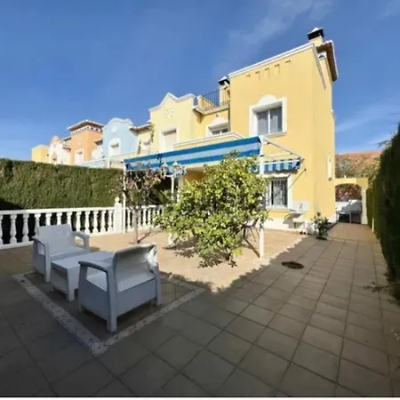 Beautiful Adosado Con Piscina Comunitaria * Dénia